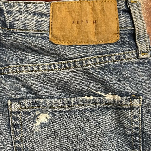 Distressed -Gray Moms jean High waisted -Straight Leg Jeans size 4 Tall - Picture 9 of 11